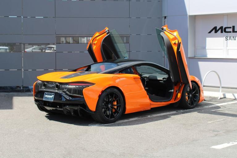 Used 2024 McLaren Artura Coupe for sale $189,991 at The Luxury Collection - McLaren San Francisco in Palo Alto CA 94306 2