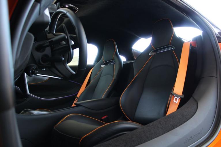 Used 2024 McLaren Artura Coupe for sale $189,991 at The Luxury Collection - McLaren San Francisco in Palo Alto CA 94306 4