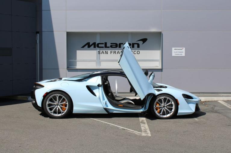 Used 2025 McLaren Artura SPIDER TechLux for sale Sold at The Luxury Collection - McLaren San Francisco in Palo Alto CA 94306 6