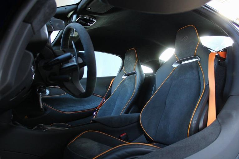 Used 2025 McLaren Artura Performance for sale $219,992 at The Luxury Collection - McLaren San Francisco in Palo Alto CA 94306 3