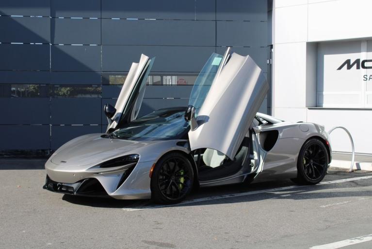 2026 McLaren Artura