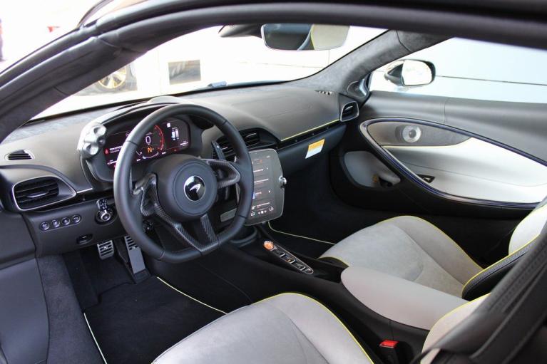 New 2026 McLaren Artura Spider for sale $333,900 at The Luxury Collection - McLaren San Francisco in Palo Alto CA 94306 4