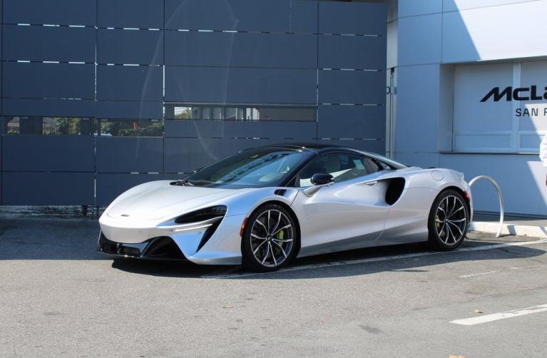 New 2026 McLaren Artura Spider for sale $333,900 at The Luxury Collection - McLaren San Francisco in Palo Alto CA 94306 6