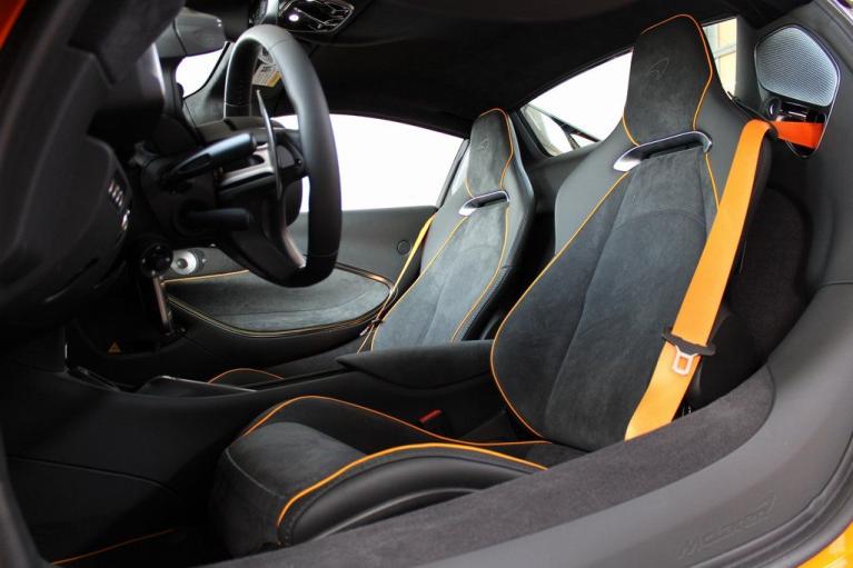 New 2026 McLaren Artura Performance for sale Sold at The Luxury Collection - McLaren San Francisco in Palo Alto CA 94306 3