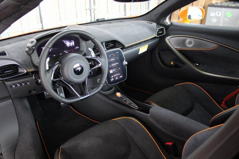 New 2026 McLaren Artura Performance for sale Sold at The Luxury Collection - McLaren San Francisco in Palo Alto CA 94306 4
