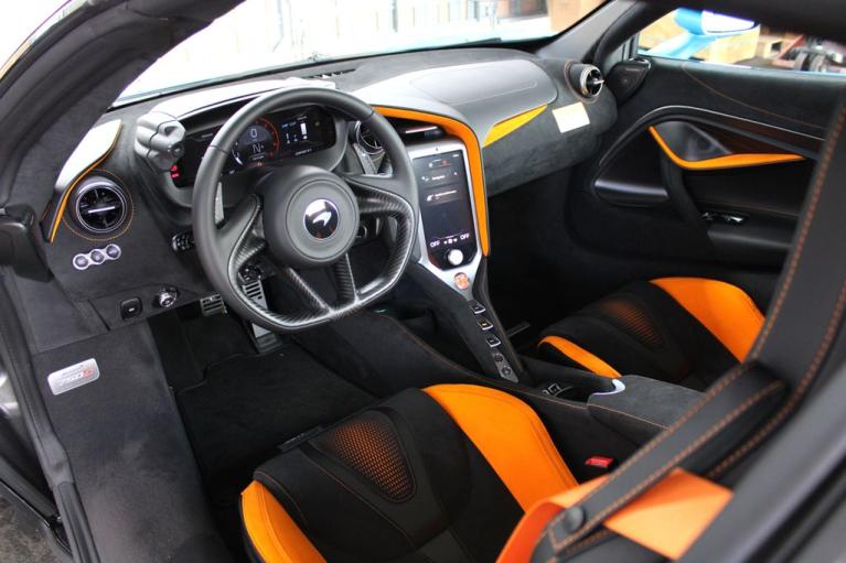 New 2026 McLaren 750S for sale $438,200 at The Luxury Collection - McLaren San Francisco in Palo Alto CA 94306 4