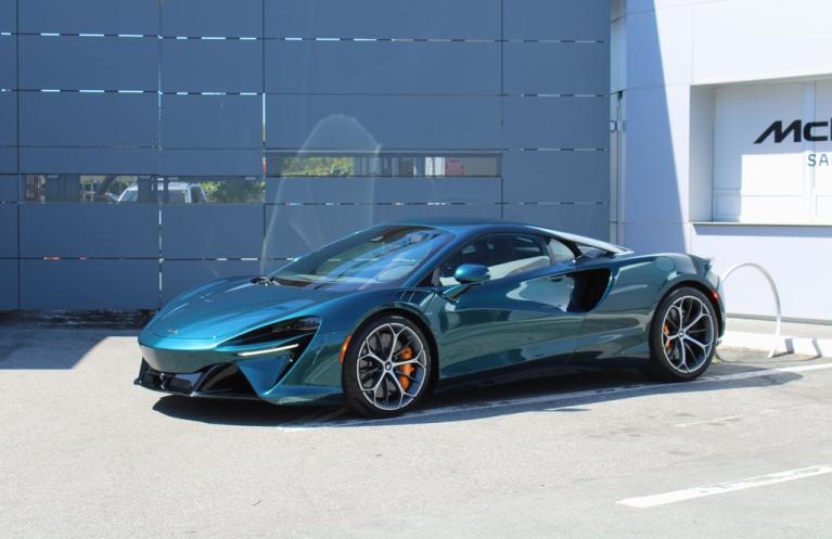 New 2026 McLaren Artura Coupe TechLux for sale $305,800 at The Luxury Collection - McLaren San Francisco in Palo Alto CA 94306 6