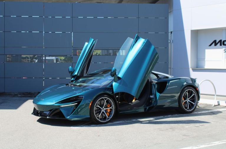 New 2026 McLaren Artura Coupe TechLux for sale $305,800 at The Luxury Collection - McLaren San Francisco in Palo Alto CA 94306 1