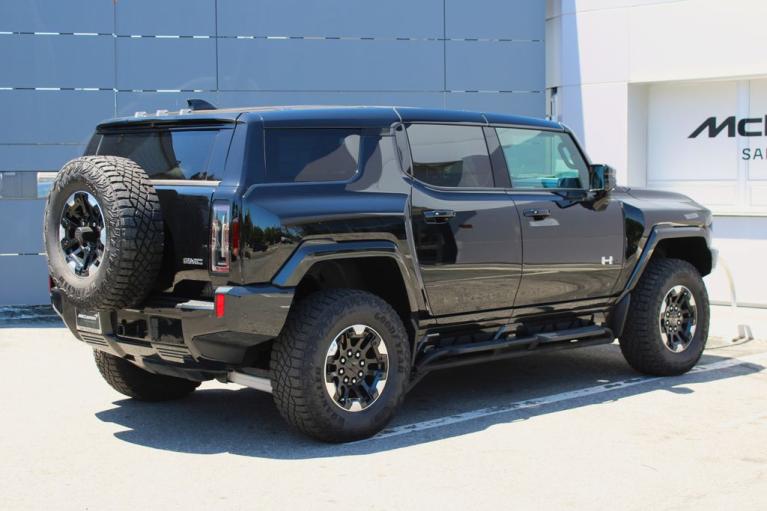 Used 2024 GMC Hummer EV SUV 2X for sale $70,991 at The Luxury Collection - McLaren San Francisco in Palo Alto CA 94306 2