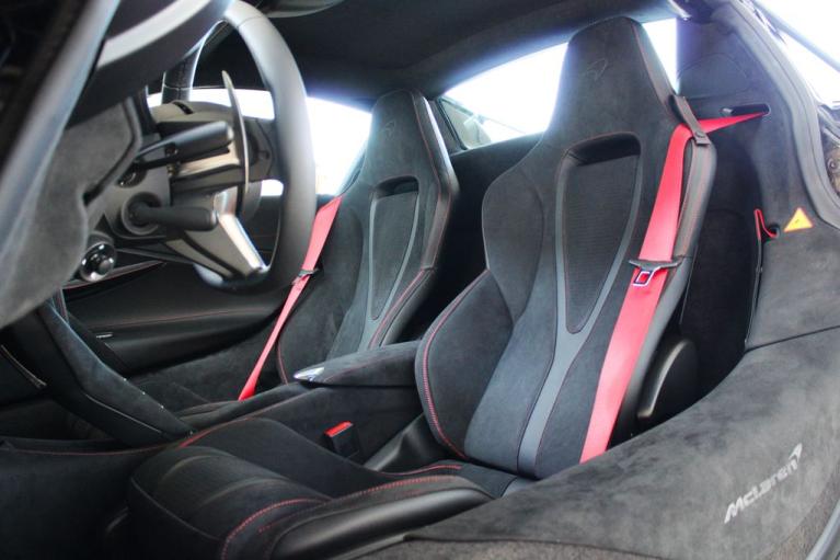 New 2027 McLaren 750S SPIDER for sale $426,150 at The Luxury Collection - McLaren San Francisco in Palo Alto CA 94306 4